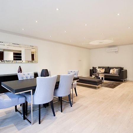Stunning 2-Bedroom-Hosted By Sweetstay 런던 외부 사진